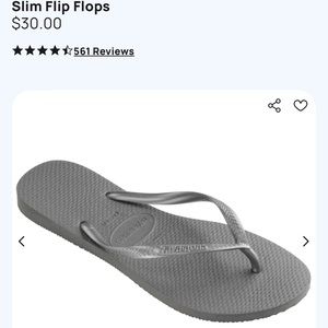 Havaianas sandals in women’s 8, slim gray silver.